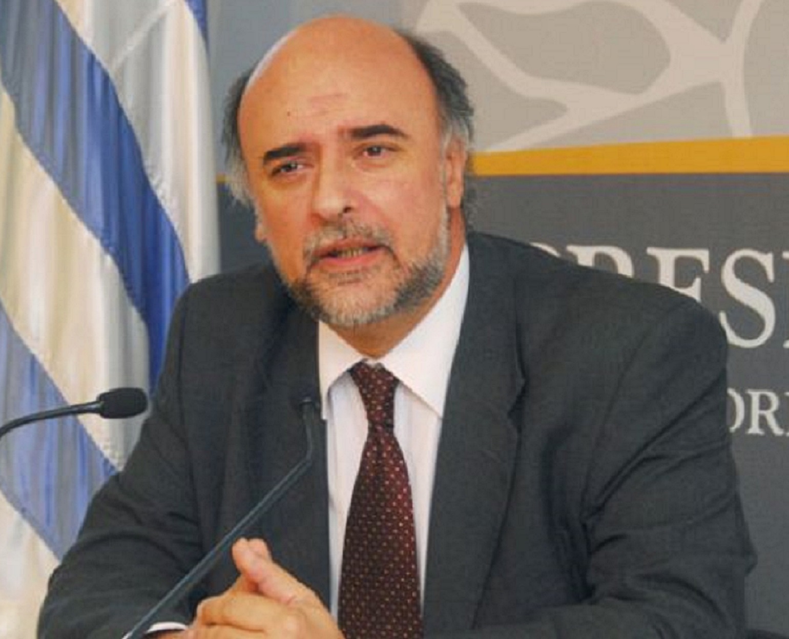 Dr. Pablo Mieres